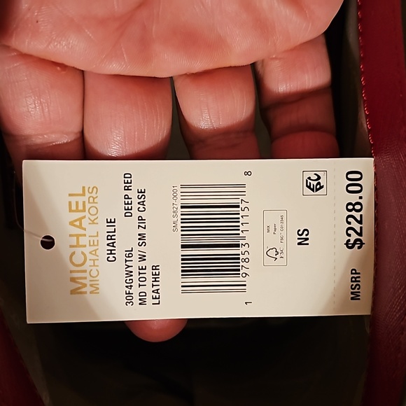 Michael Kors Deep Red Charlie Tote With Small Zip Case NWT Handbag Beautiful - Picture 8 of 14